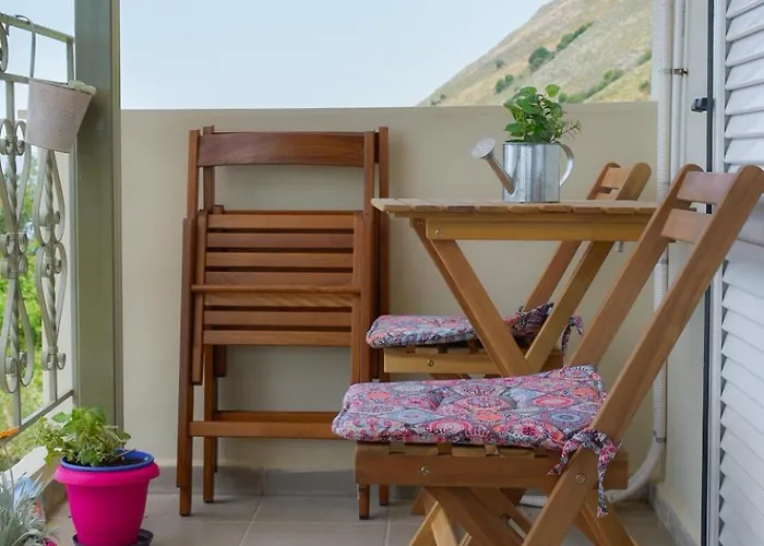 Nicol's View House Apartman