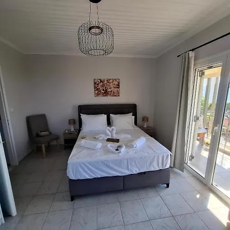 Nicol's View House 아파트 Angon