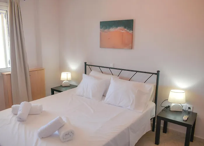 Nicol's View House Апартаменты Angon